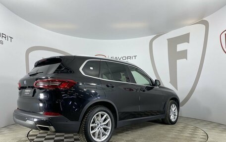 BMW X5, 2019 год, 6 150 000 рублей, 6 фотография