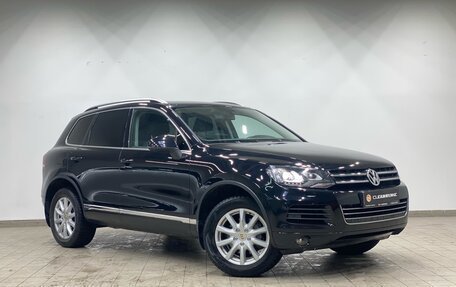 Volkswagen Touareg III, 2012 год, 2 199 000 рублей, 2 фотография