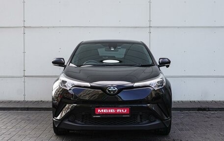 Toyota C-HR I рестайлинг, 2019 год, 2 045 000 рублей, 3 фотография