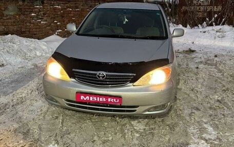 Toyota Camry V40, 2002 год, 830 000 рублей, 3 фотография