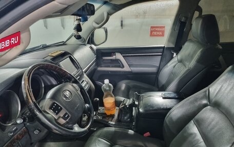 Toyota Land Cruiser 200, 2010 год, 2 300 000 рублей, 3 фотография