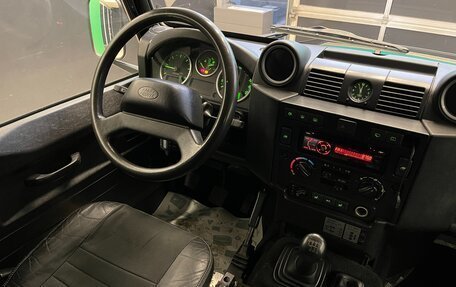 Land Rover Defender I, 2007 год, 1 990 000 рублей, 17 фотография