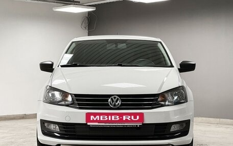 Volkswagen Polo VI (EU Market), 2018 год, 1 359 000 рублей, 2 фотография