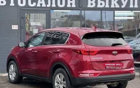 KIA Sportage IV рестайлинг, 2018 год, 2 390 000 рублей, 15 фотография