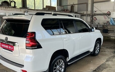 Toyota Land Cruiser Prado 150 рестайлинг 2, 2018 год, 4 900 000 рублей, 3 фотография