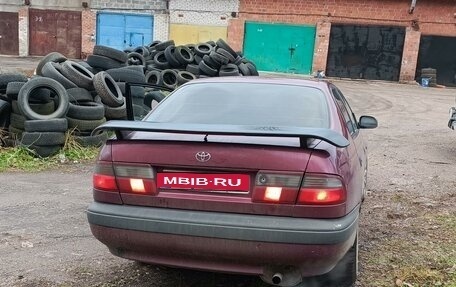 Toyota Carina, 1993 год, 250 000 рублей, 1 фотография