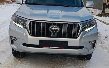 Toyota Land Cruiser Prado 150 рестайлинг 2, 2019 год, 6 550 000 рублей, 8 фотография