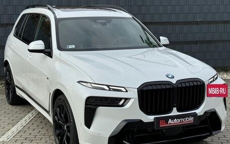 BMW X7, 2024 год, 15 850 000 рублей, 2 фотография