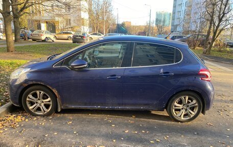 Peugeot 208 II, 2013 год, 550 000 рублей, 4 фотография