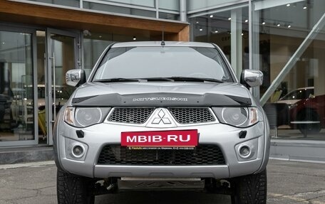 Mitsubishi L200 IV рестайлинг, 2011 год, 1 644 000 рублей, 2 фотография