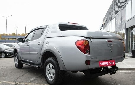 Mitsubishi L200 IV рестайлинг, 2011 год, 1 644 000 рублей, 7 фотография