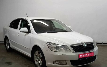 Skoda Octavia, 2012 год, 900 000 рублей, 3 фотография