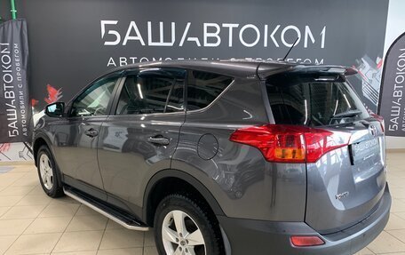 Toyota RAV4, 2013 год, 1 999 000 рублей, 5 фотография