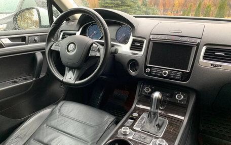 Volkswagen Touareg III, 2017 год, 3 650 000 рублей, 24 фотография