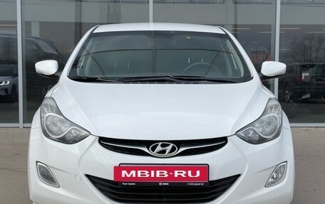 Hyundai Avante, 2012 год, 1 000 000 рублей, 2 фотография