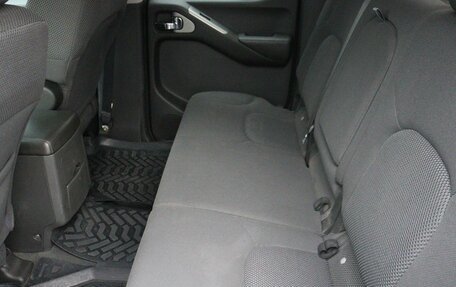 Nissan Navara (Frontier), 2007 год, 999 000 рублей, 19 фотография