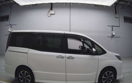 Toyota Noah III, 2020 год, 2 870 330 рублей, 4 фотография