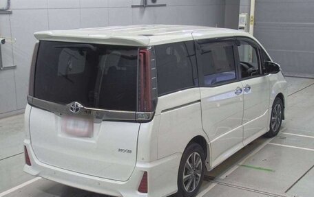 Toyota Noah III, 2020 год, 2 870 330 рублей, 5 фотография