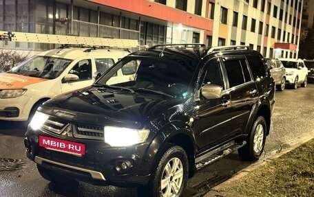 Mitsubishi Pajero Sport II рестайлинг, 2014 год, 1 870 000 рублей, 7 фотография