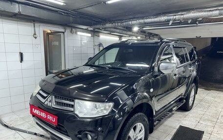 Mitsubishi Pajero Sport II рестайлинг, 2014 год, 1 870 000 рублей, 12 фотография