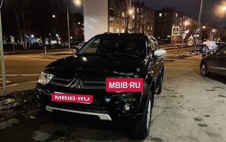 Mitsubishi Pajero Sport II рестайлинг, 2014 год, 1 870 000 рублей, 14 фотография