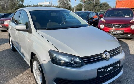 Volkswagen Polo VI (EU Market), 2013 год, 915 000 рублей, 3 фотография