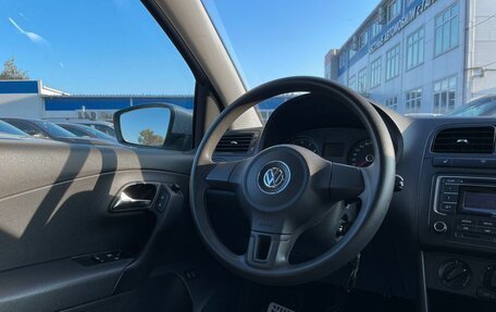 Volkswagen Polo VI (EU Market), 2013 год, 915 000 рублей, 21 фотография