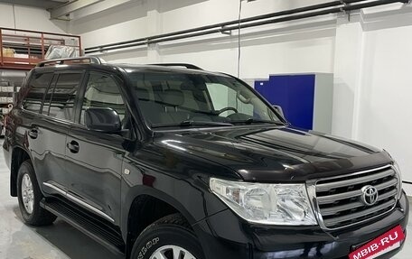 Toyota Land Cruiser 200, 2009 год, 3 100 000 рублей, 2 фотография