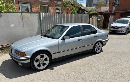 BMW 3 серия, 1997 год, 495 000 рублей, 1 фотография