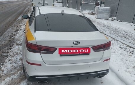 KIA Optima IV, 2018 год, 1 850 000 рублей, 14 фотография