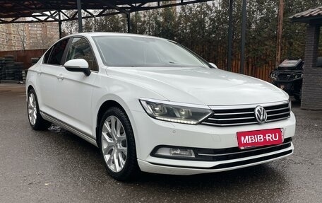 Volkswagen Passat B8 рестайлинг, 2015 год, 1 420 000 рублей, 3 фотография