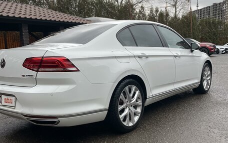 Volkswagen Passat B8 рестайлинг, 2015 год, 1 420 000 рублей, 8 фотография