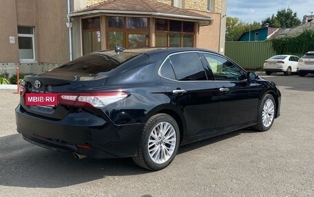 Toyota Camry, 2018 год, 2 800 000 рублей, 5 фотография