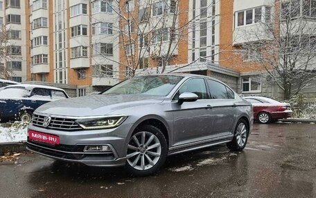 Volkswagen Passat B8 рестайлинг, 2018 год, 2 888 000 рублей, 17 фотография