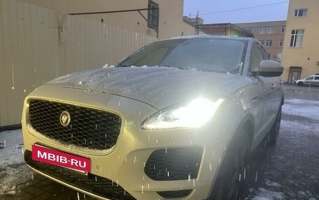 Jaguar E-Pace, 2018 год, 2 500 000 рублей, 5 фотография