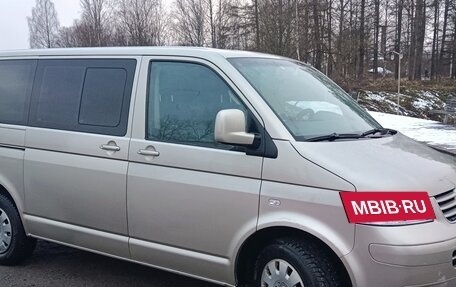 Volkswagen Caravelle T5, 2004 год, 1 330 000 рублей, 16 фотография