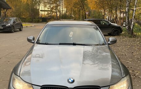 BMW 3 серия, 2009 год, 900 000 рублей, 1 фотография