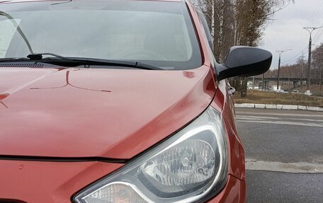 Hyundai Solaris II рестайлинг, 2011 год, 980 600 рублей, 21 фотография