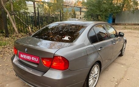 BMW 3 серия, 2009 год, 900 000 рублей, 3 фотография