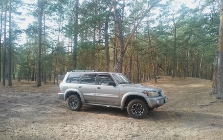 Nissan Patrol, 2003 год, 1 050 000 рублей, 2 фотография