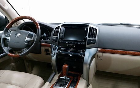 Toyota Land Cruiser 200, 2014 год, 5 150 000 рублей, 12 фотография