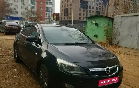 Opel Astra J, 2010 год, 465 000 рублей, 1 фотография