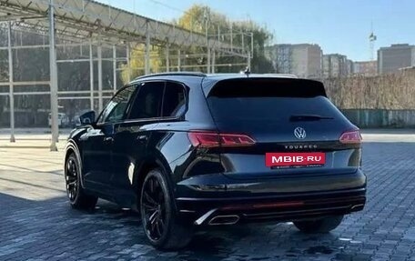 Volkswagen Touareg III, 2021 год, 7 550 000 рублей, 4 фотография