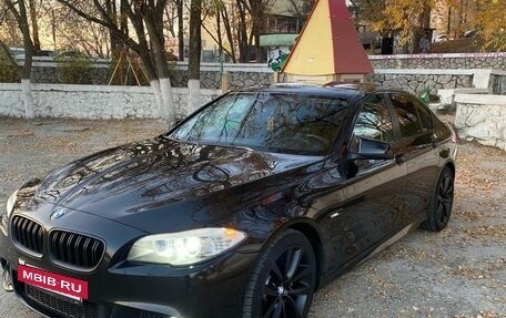 BMW 5 серия, 2013 год, 2 350 000 рублей, 2 фотография