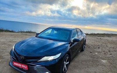 Toyota Camry, 2018 год, 2 300 000 рублей, 1 фотография