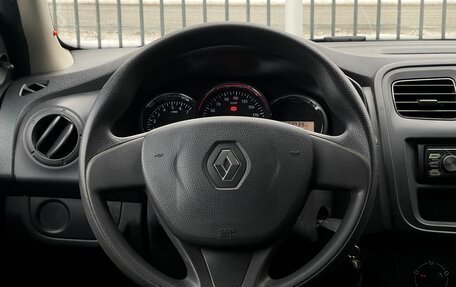 Renault Logan II, 2015 год, 699 000 рублей, 12 фотография