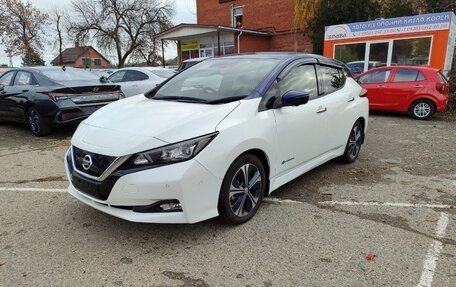 Nissan Leaf II, 2018 год, 1 750 000 рублей, 8 фотография