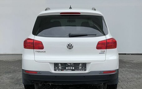 Volkswagen Tiguan I, 2011 год, 1 098 000 рублей, 6 фотография