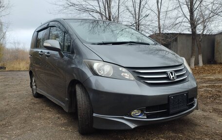 Honda Freed I, 2008 год, 1 150 000 рублей, 2 фотография