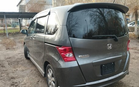 Honda Freed I, 2008 год, 1 150 000 рублей, 6 фотография